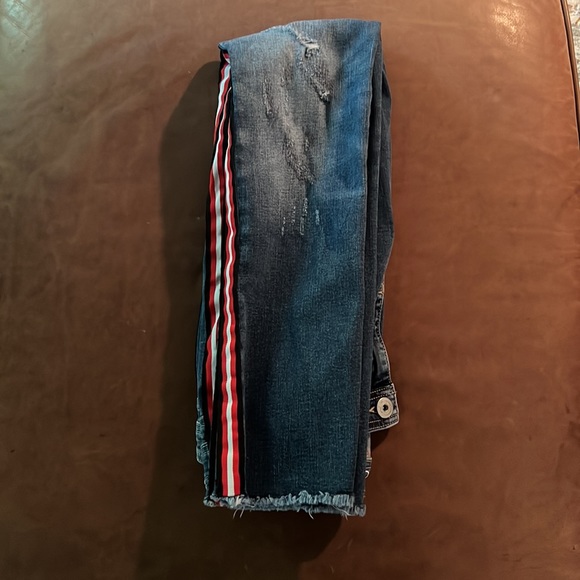 Women’s INC Skinny Jeans - Picture 3 of 3